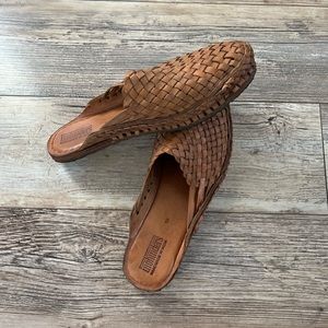 Mohinders Braided Tan Leather Slides